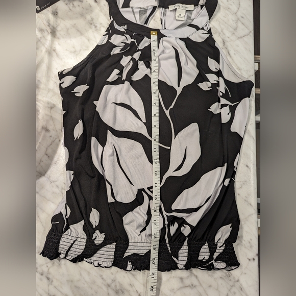 White house Black market WhBm Women Size medium shirt - Picture 6 of 7